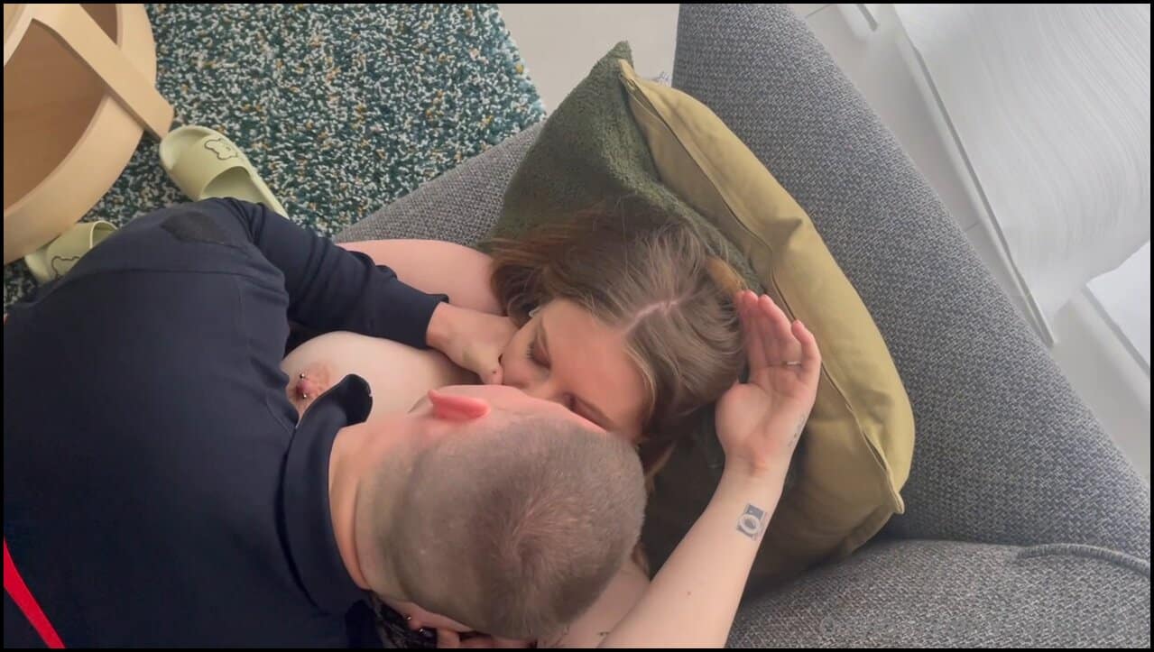 Mrsmrb _ 89 _ Jeu de Rôle avec un VRAI POMPIER devant Mr _ il est venu réaliser mon fantasme